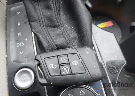 2018 Volkswagen Atlas 3.6L V6 Sel z USA, uszkodzony, nr VIN 1V2MR2CA2JC530458